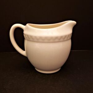 Gail Pittman Creamer Cream Pitcher Southern Living Hospitality Ivory Discontinue